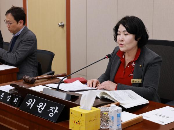 제388회 임시회 경제관광문화위원회 회의 첨부이미지 : 25년03월11일 제388회 임시회 경제관광문화위원회 회의 - 043.jpg