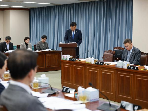 제388회 임시회 농수산위원회 회의 첨부이미지 : 25년03월11일 제388회 임시회 농수산위원회 회의 - 021.jpg