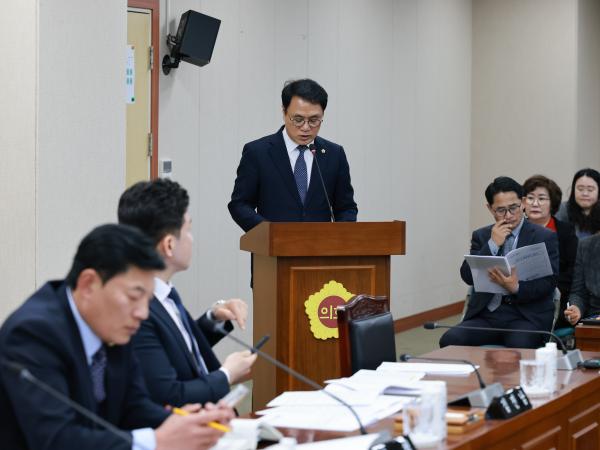 제388회 임시회 교육위원회 회의 첨부이미지 : 25년03월11일 제388회 임시회 교육위원회 회의 - 008.jpg
