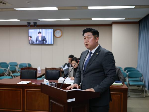 제388회 임시회 농수산위원회 회의 첨부이미지 : 25년03월11일 제388회 임시회 농수산위원회 회의 - 009.jpg