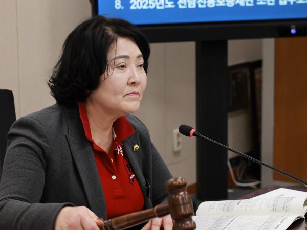 제388회 임시회 경제관광문화위원회 회의 첨부이미지 : 25년03월11일 제388회 임시회 경제관광문화위원회 회의 - 045.jpg