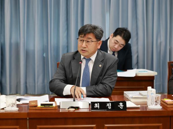 제388회 임시회 교육위원회 회의 첨부이미지 : 25년03월11일 제388회 임시회 교육위원회 회의 - 022.jpg