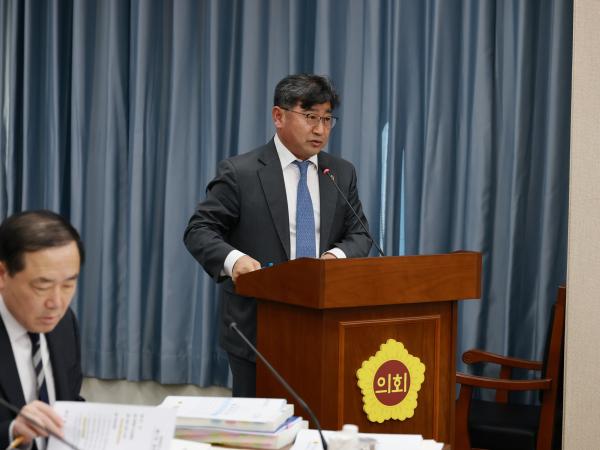 제388회 임시회 교육위원회 회의 첨부이미지 : 25년03월11일 제388회 임시회 교육위원회 회의 - 027.jpg