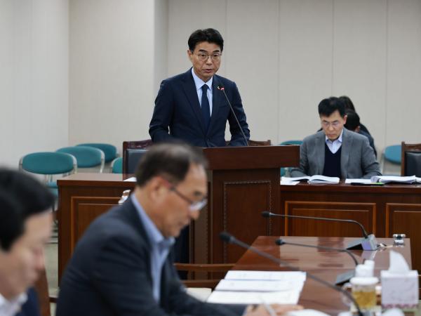 제388회 임시회 농수산위원회 회의 첨부이미지 : 25년03월11일 제388회 임시회 농수산위원회 회의 - 035.jpg
