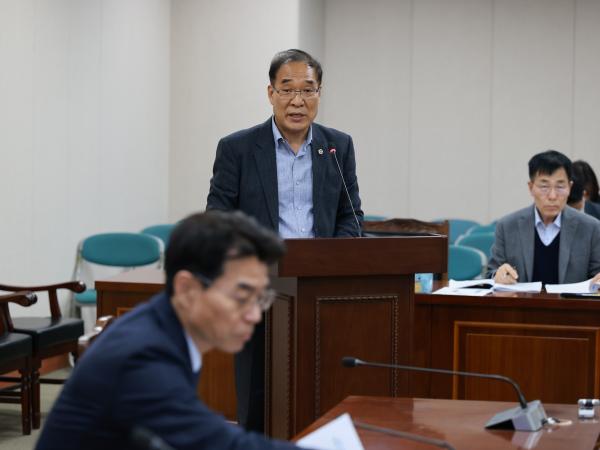 제388회 임시회 농수산위원회 회의 첨부이미지 : 25년03월11일 제388회 임시회 농수산위원회 회의 - 027.jpg