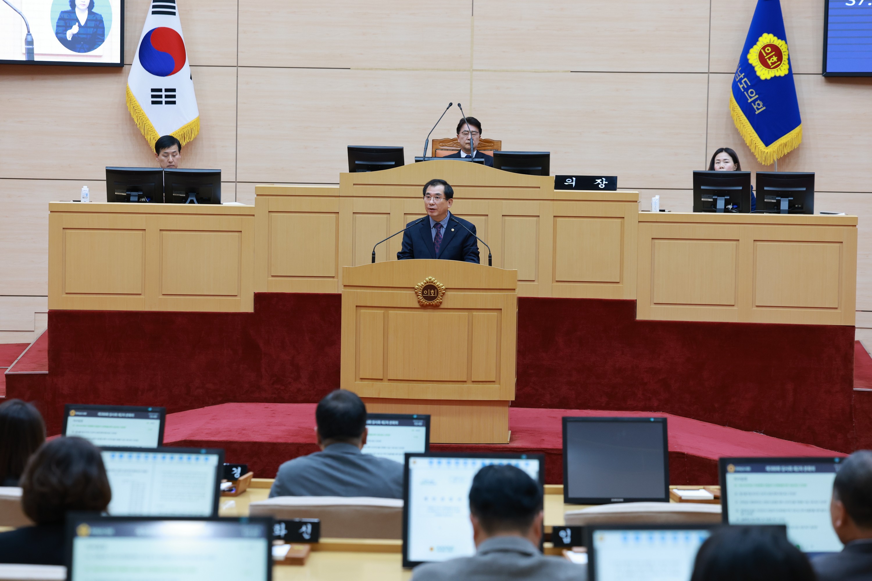 제388회 임시회 제2차 본회의 첨부이미지 : 25년03월19일 제388회 임시회 제2차 본회의 - 159.jpg