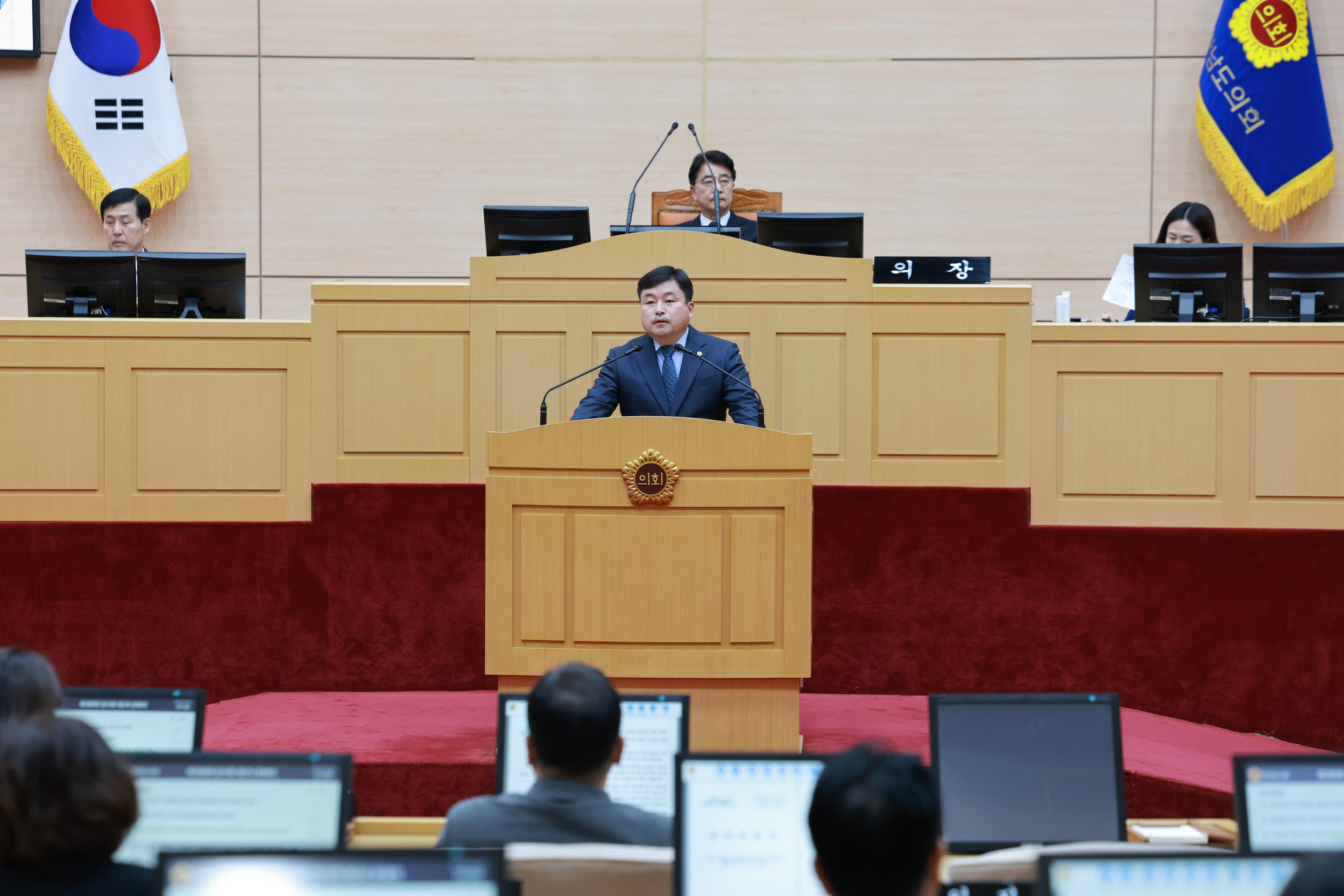 제388회 임시회 제2차 본회의 첨부이미지 : 25년03월19일 제388회 임시회 제2차 본회의 - 175.jpg