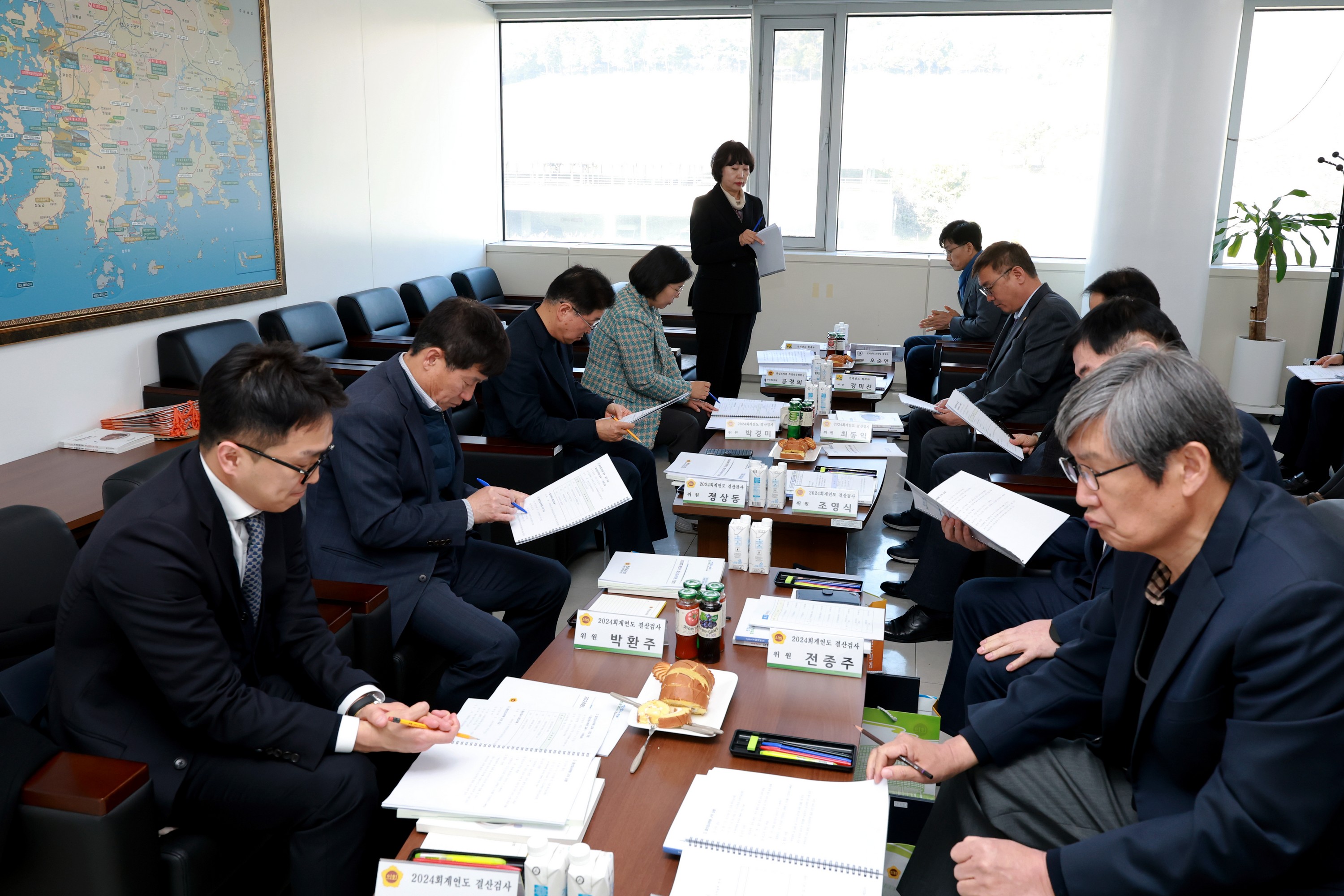 2024회계연도 결산검사위원 간담회 첨부이미지 : 25년03월19일 2024회계연도 결산검사위원 간담회 - 007.jpg