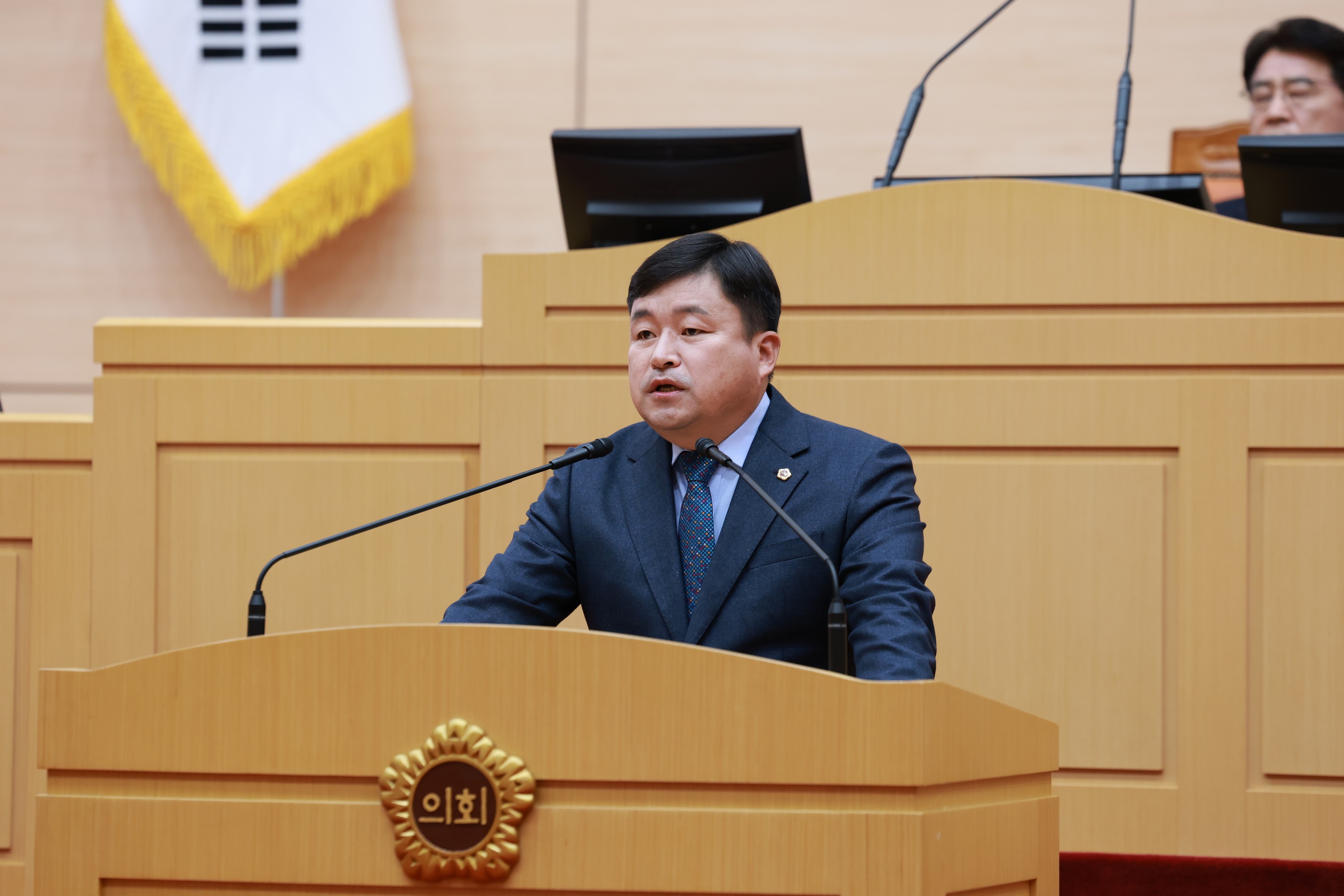 제388회 임시회 제2차 본회의 첨부이미지 : 25년03월19일 제388회 임시회 제2차 본회의 - 180.jpg