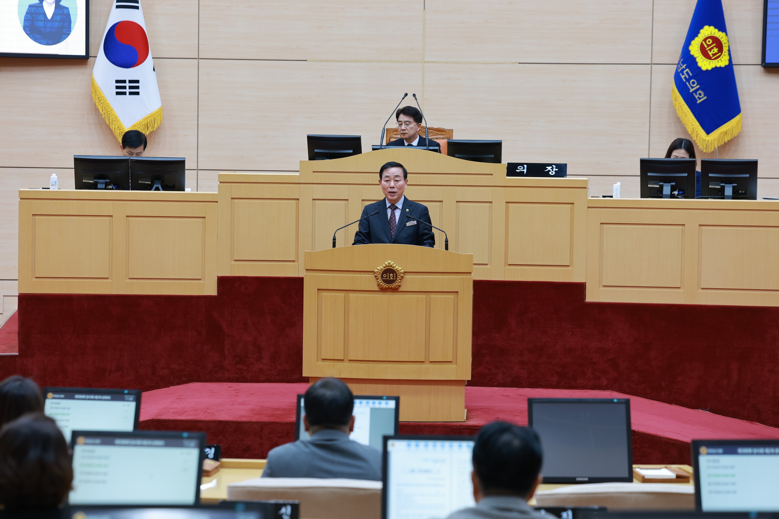 제388회 임시회 제2차 본회의 첨부이미지 : 25년03월19일 제388회 임시회 제2차 본회의 - 220.jpg