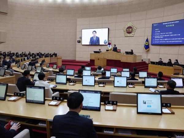 제388회 임시회 제2차 본회의 첨부이미지 : 25년03월19일 제388회 임시회 제2차 본회의 - 003.jpg