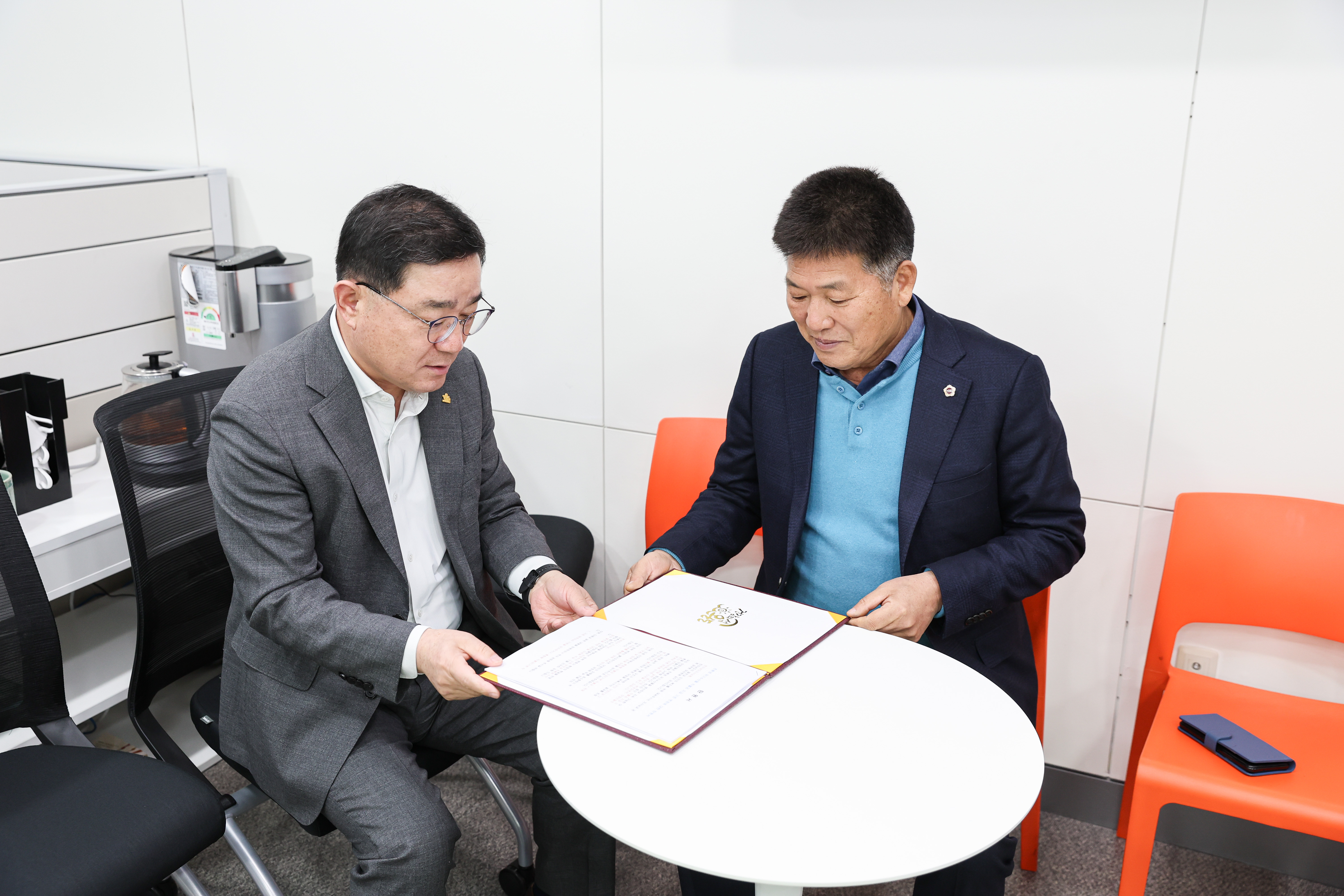 친환경 유기수산물 제도개선 탄원서 제출 첨부이미지 : 25년03월05일 친환경 유기수산물 제도개선 탄원서 제출 (1).jpg