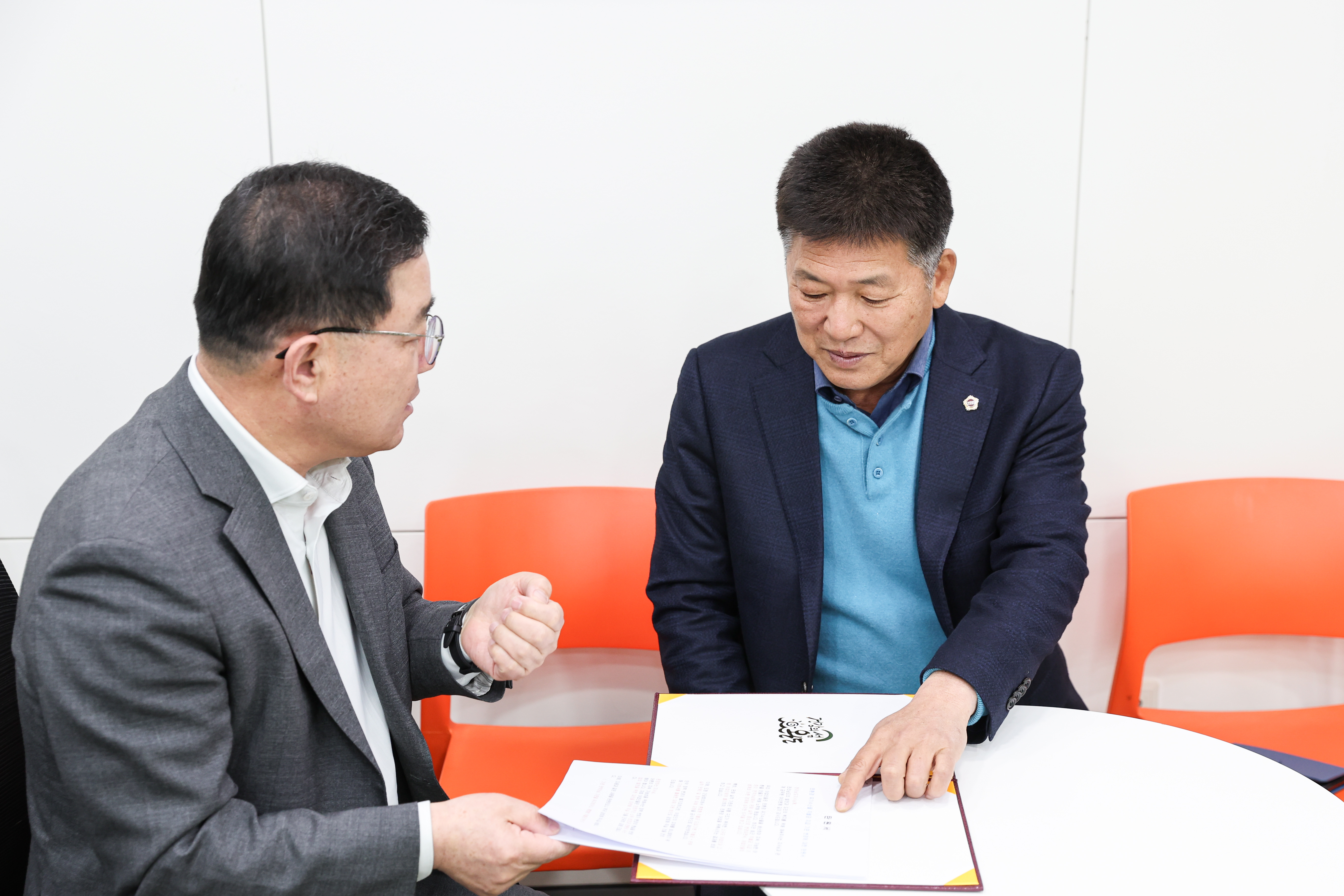 친환경 유기수산물 제도개선 탄원서 제출 첨부이미지 : 25년03월05일 친환경 유기수산물 제도개선 탄원서 제출 (3).jpg