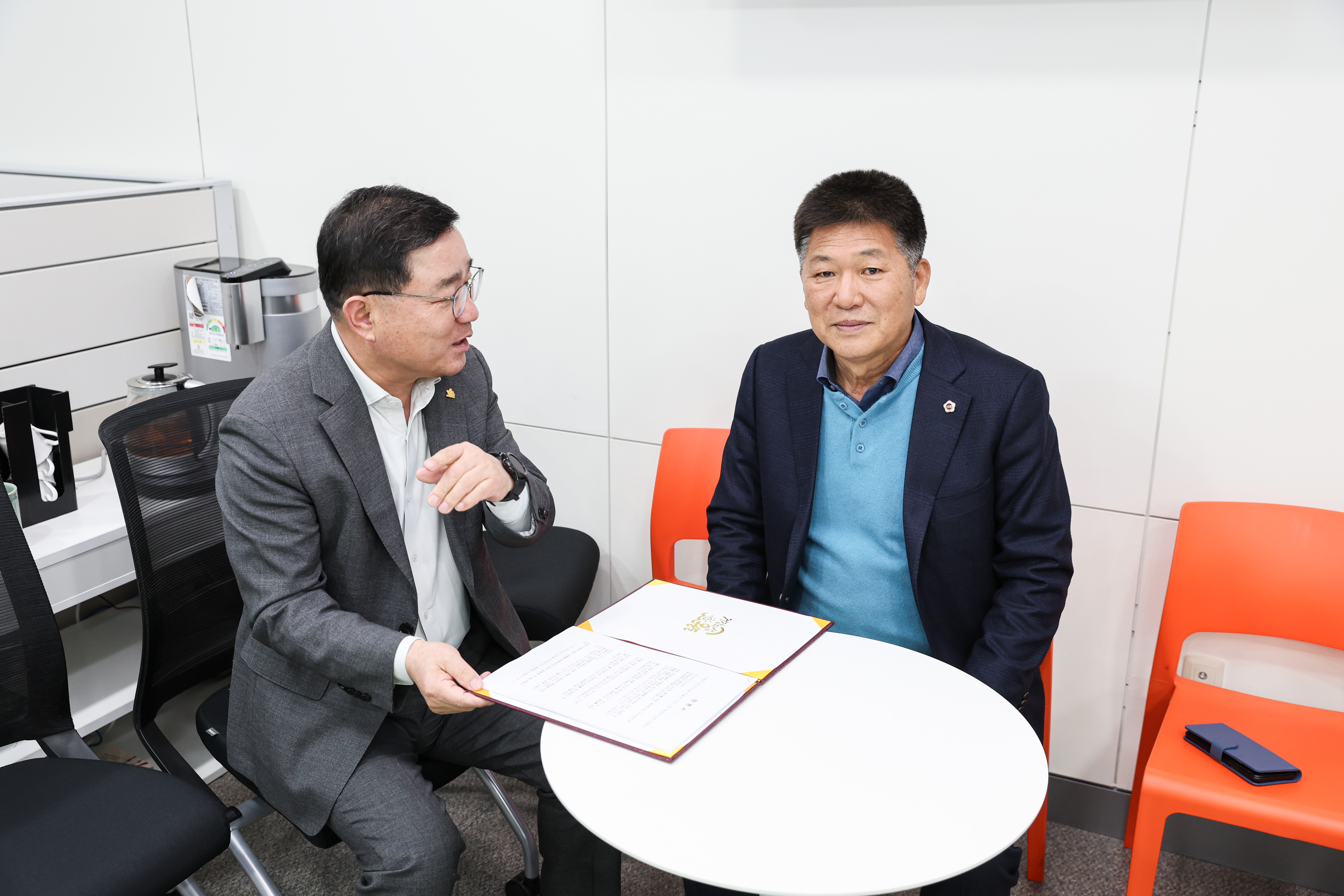 친환경 유기수산물 제도개선 탄원서 제출 첨부이미지 : 25년03월05일 친환경 유기수산물 제도개선 탄원서 제출 (2).jpg