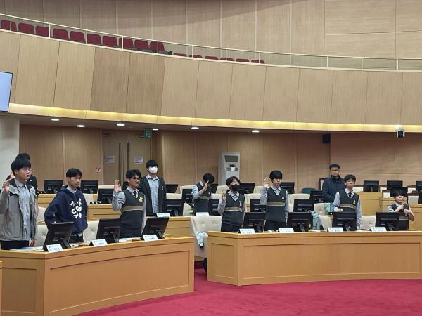 240327 영암중학교 청소년의회교실 참가-사진 (3) 3