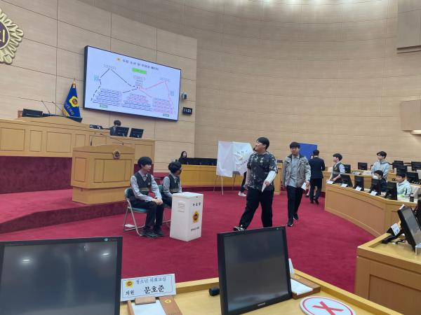 240327 영암중학교 청소년의회교실 참가-사진 (12) 4