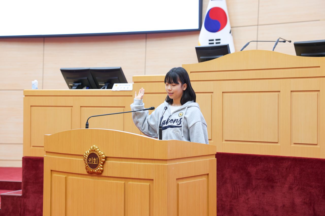 25년 12월 2일 청소년의회교실 (10)4