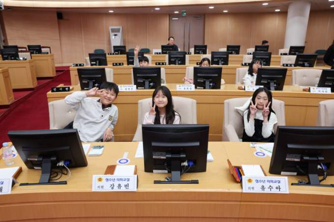 25년 12월 2일 청소년의회교실 (4)9