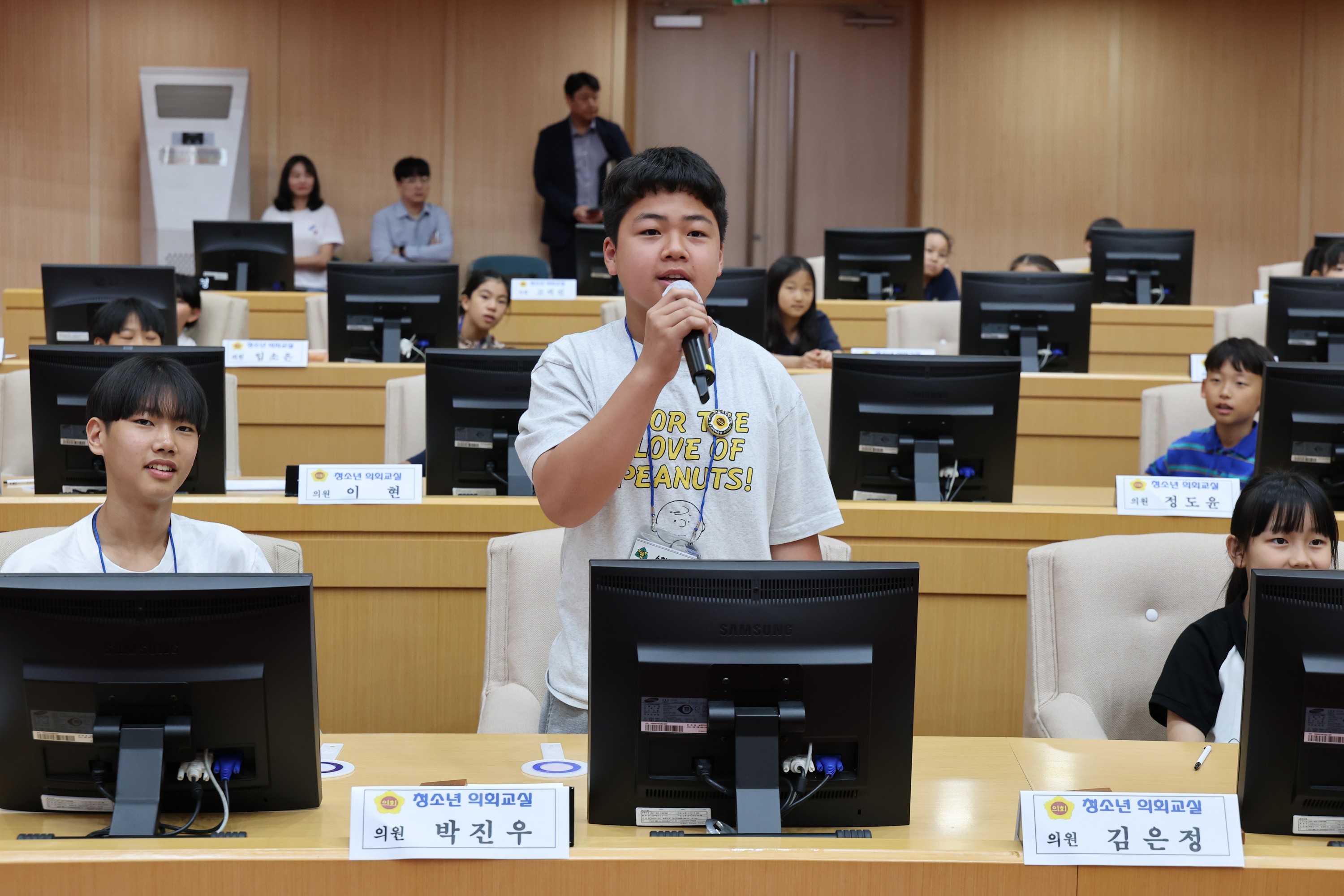 25년 6월 12일(완도 노화초, 목포이로초) 첨부이미지 : 25년06월12일 완도 노화초_ 목포 이로초 청소년 의회교실 (6).jpg