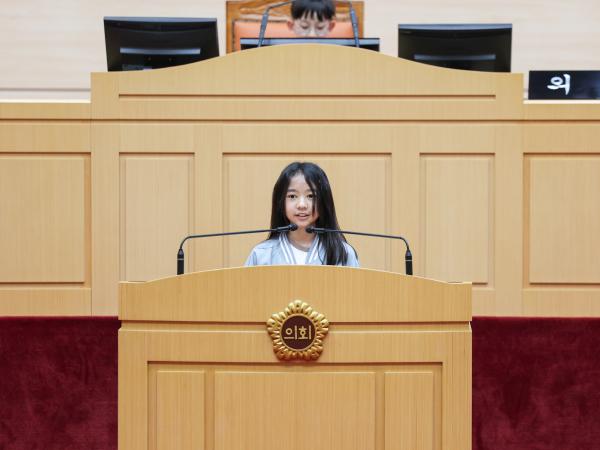 25년 5월 19일(순천인안초, 해남 화원초) 첨부이미지 : 25년05월19일 청소년 의회교실 순천 인안초_해남 화원초 (7).jpg