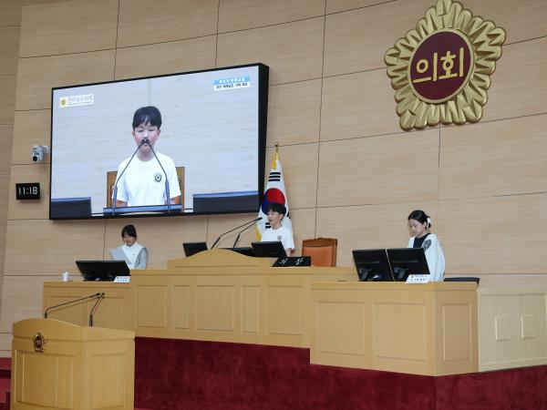 25년 5월 15일(무안 해제남초, 구례북초) 첨부이미지 : 25년05월15일 무안 해제남초_ 구례북초 청소년 의회교실 (8).jpg