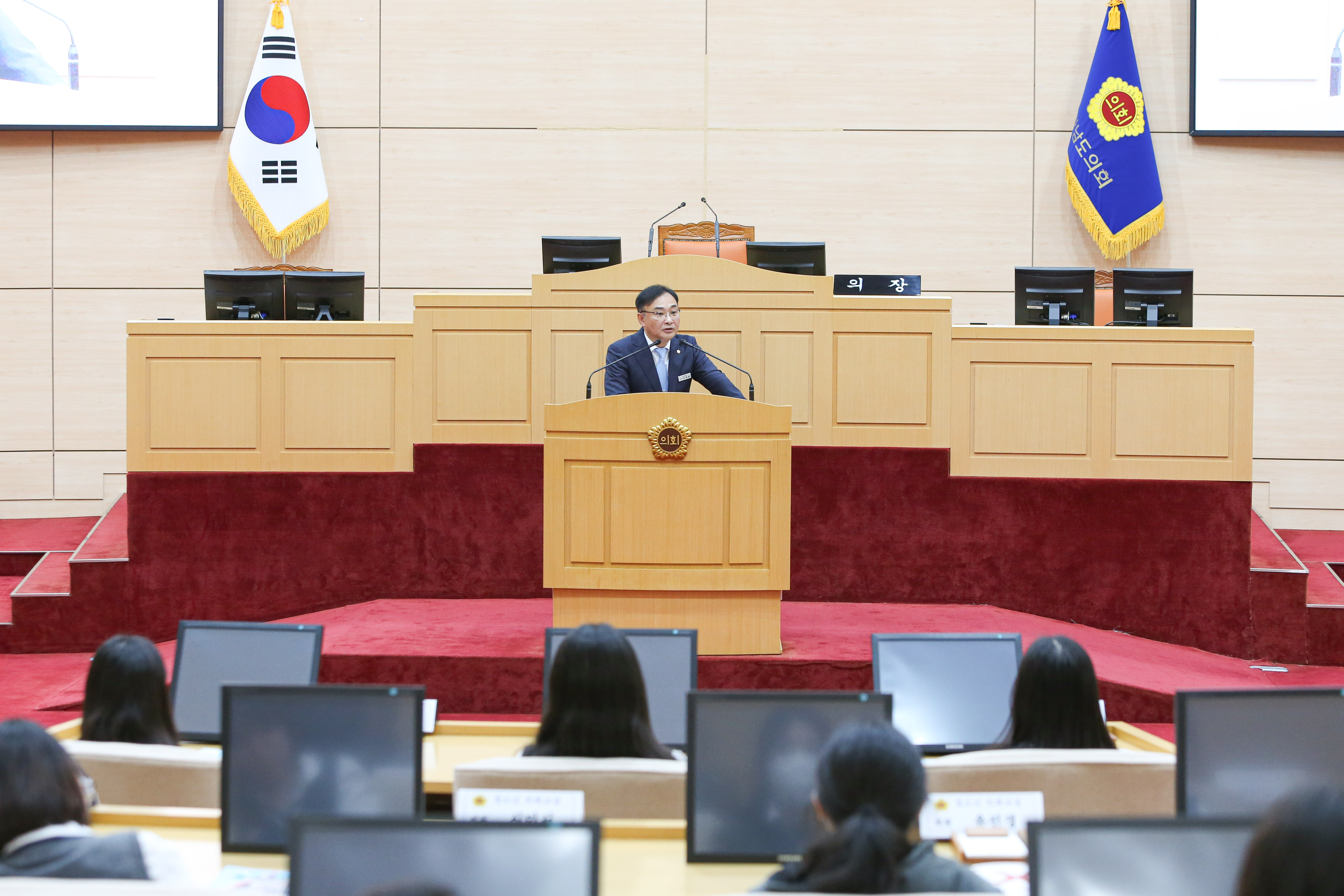 0004_20231108131040_01