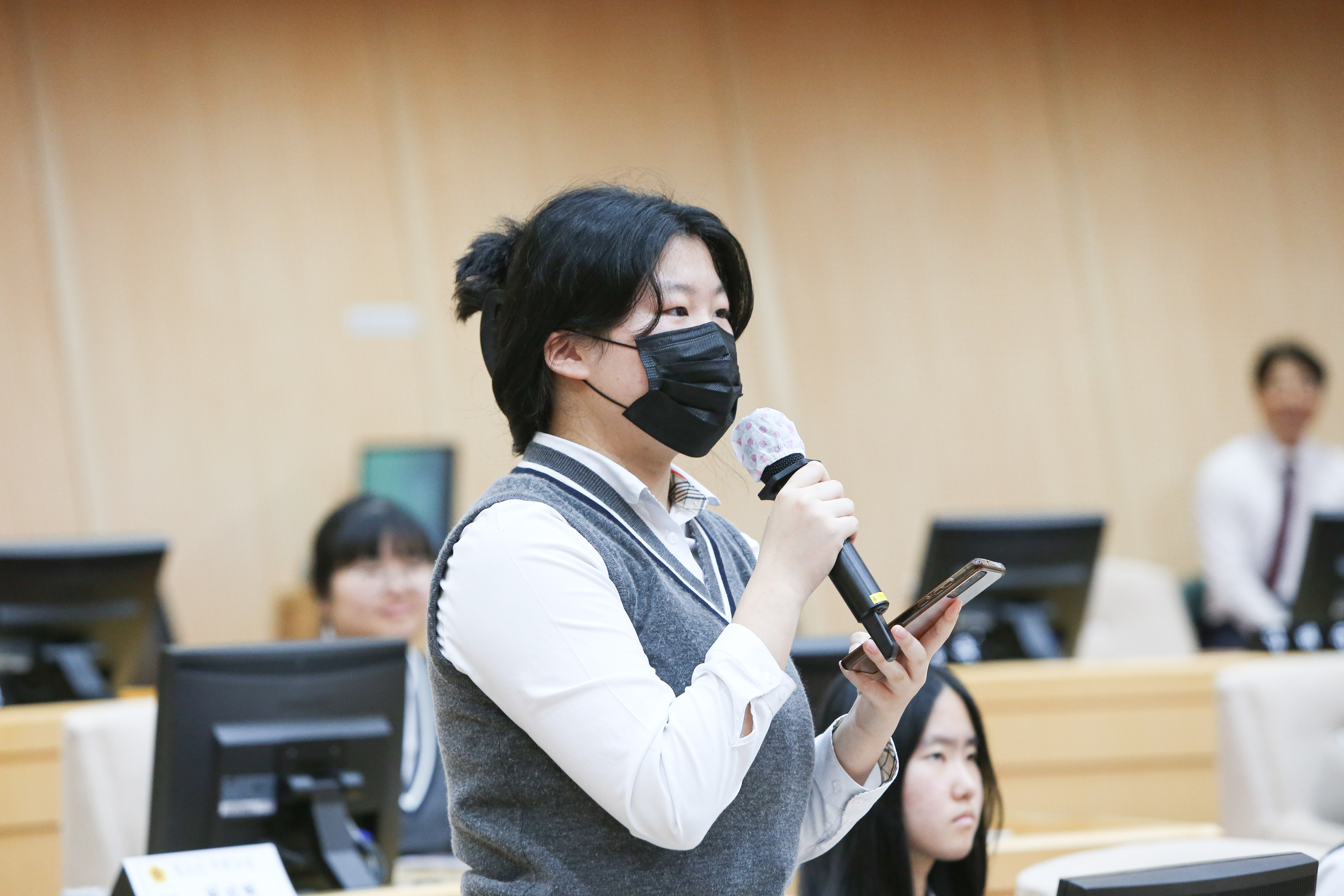 0004_20231108131042_12