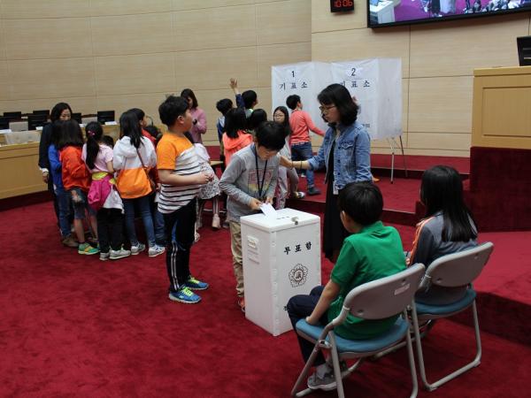 목포 서해초등학교(2015년 5월 1일) 의장 선거